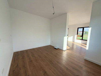 Duplex cu 5 camere de vanzare in localitatea Dumbravita imagine mica 19, foxfort.ro
