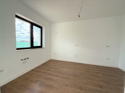 Duplex cu 5 camere de vanzare in localitatea Dumbravita imagine mica 2, foxfort.ro