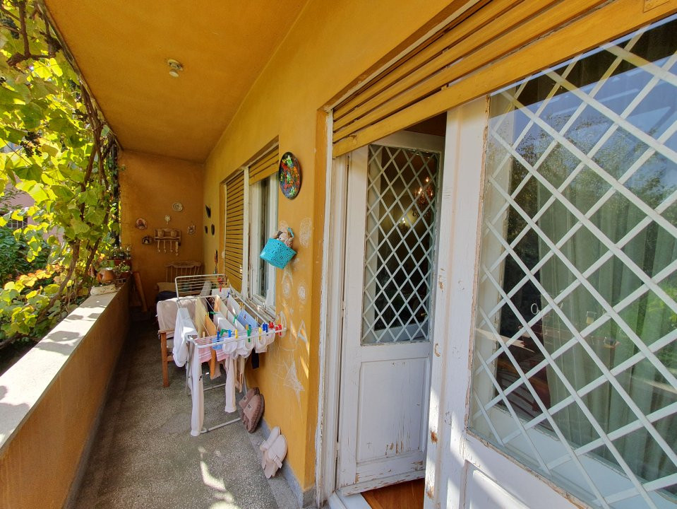 COMISION 0% Casa cu 6 camere 240 mp utili - zona Brancoveanu 7, foxfort.ro