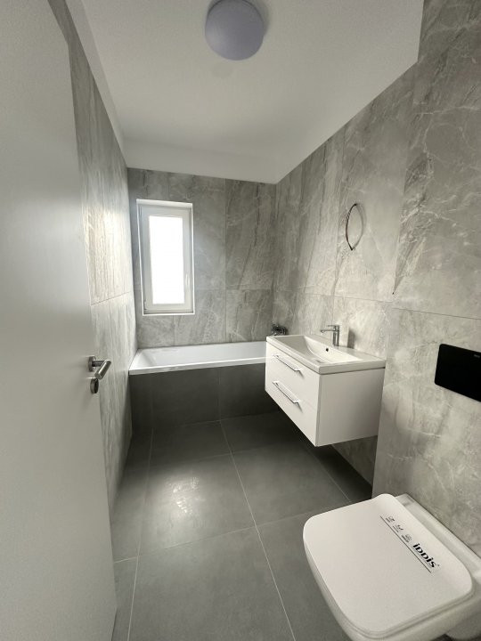 COMISION 0% Apartament cu 2 camere, terasa de 30 mp, bloc nou, zona Mehala 7, foxfort.ro