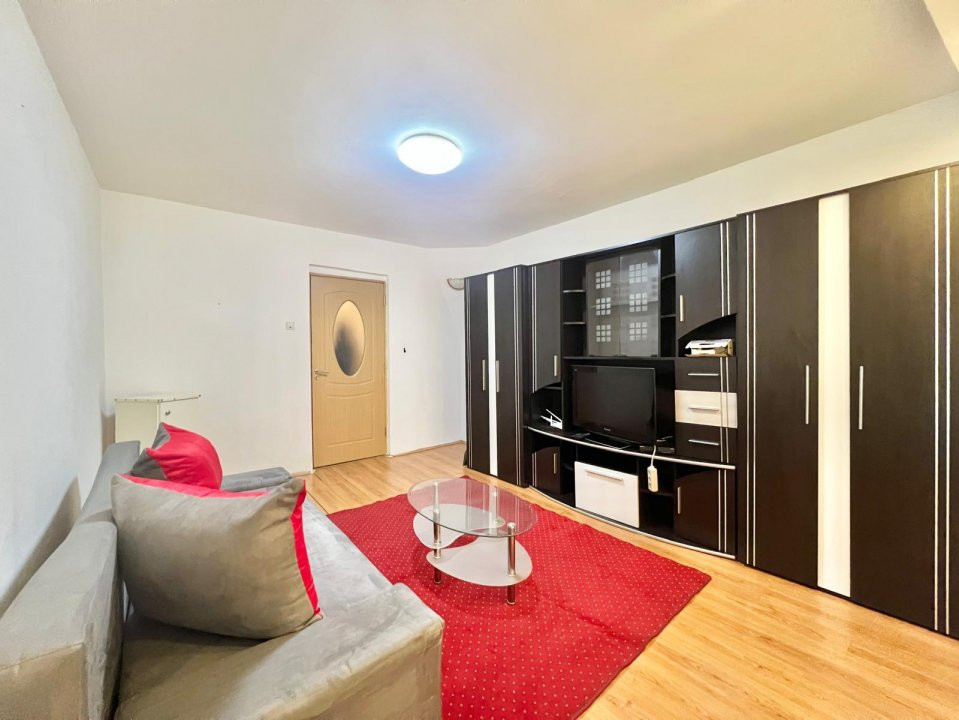 Apartament cu o camera 28 mp de inchiriat, zona Complex Studentesc 2, foxfort.ro
