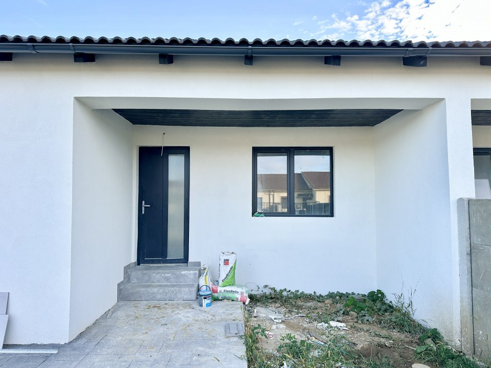 Duplex cu 4 camere, Pozitie excelenta - Mosnita Noua, cele 4 benzi 1, foxfort.ro