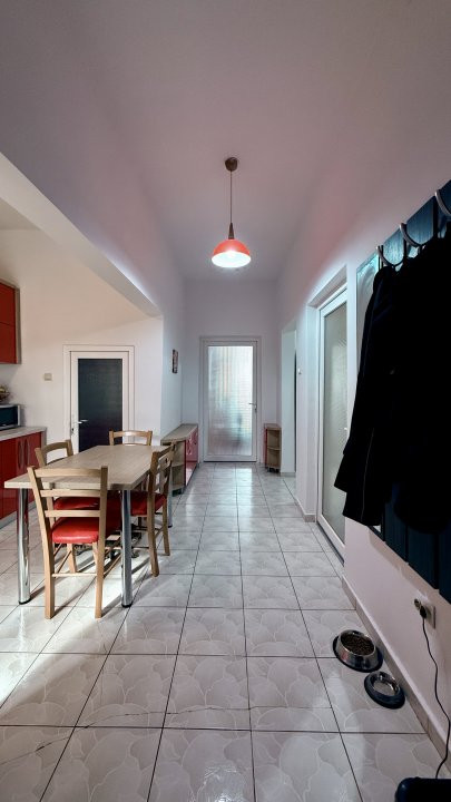 COMISION 0% Apartament cu 3 camere la curte comuna, zona Fabric 12, foxfort.ro