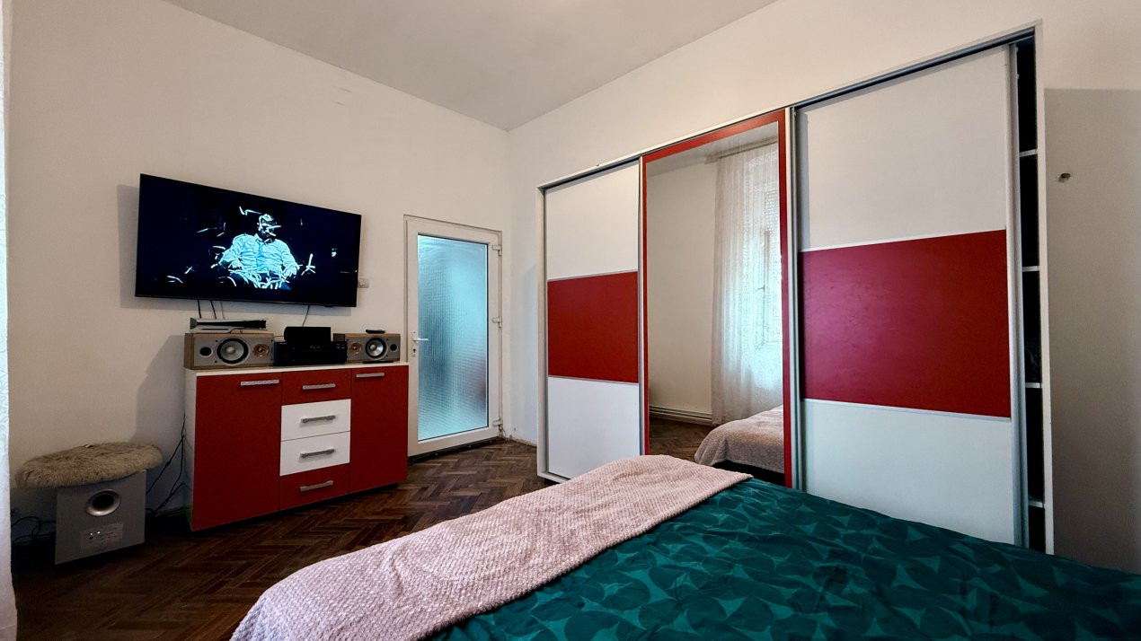 COMISION 0% Apartament cu 3 camere la curte comuna, zona Traian 5, foxfort.ro