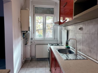 COMISION 0% Apartament cu 3 camere la curte comuna, zona Fabric imagine mica 14, foxfort.ro