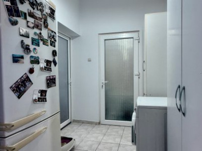 COMISION 0% Apartament cu 3 camere la curte comuna, zona Fabric imagine mica 17, foxfort.ro