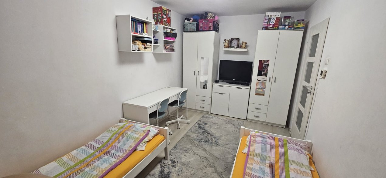 Apartament cu 2 camere, 51 mp la parter zona Soarelui, AEM 8, foxfort.ro