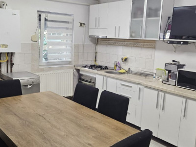 Apartament cu 2 camere, 51 mp la parter zona Soarelui, AEM imagine mica 2, foxfort.ro