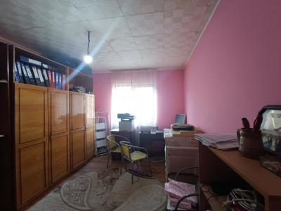 Spatiu comercial 2 incaperi, demisol, 31mp zona Brancoveanu - ID 4960  