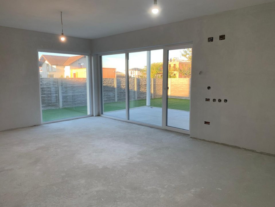 COMISION 0% Duplex cu 4 camere, parter + etaj, 125 mp - zona Dumbravita 2, foxfort.ro