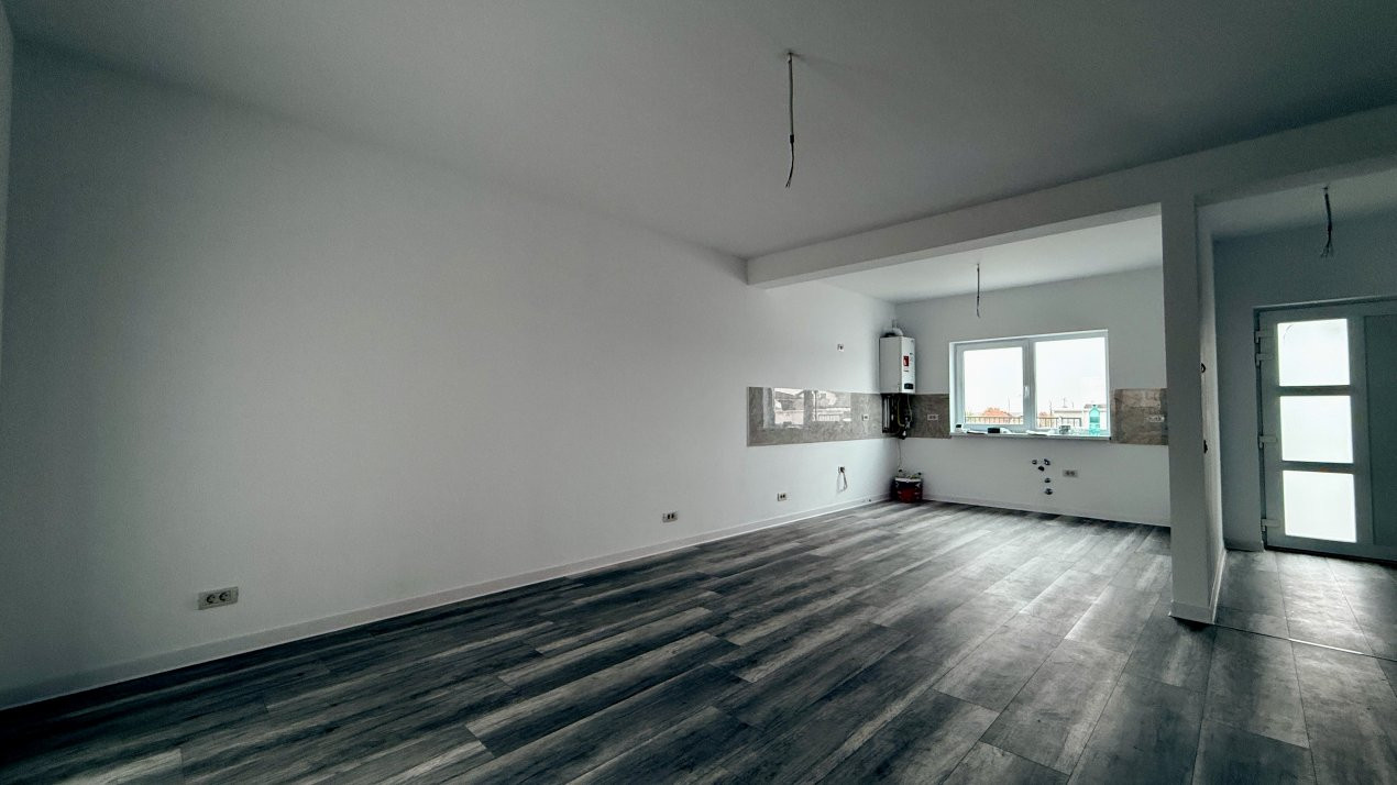 COMISION 0% Duplex cu 4 camere de vanzare si teren de 270 mp - zona Sacalaz 2, foxfort.ro