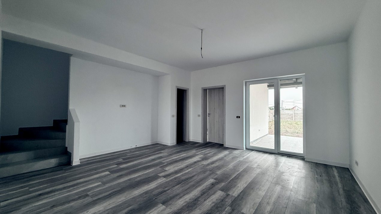 COMISION 0% Duplex cu 4 camere de vanzare si teren de 270 mp - zona Sacalaz 6, foxfort.ro