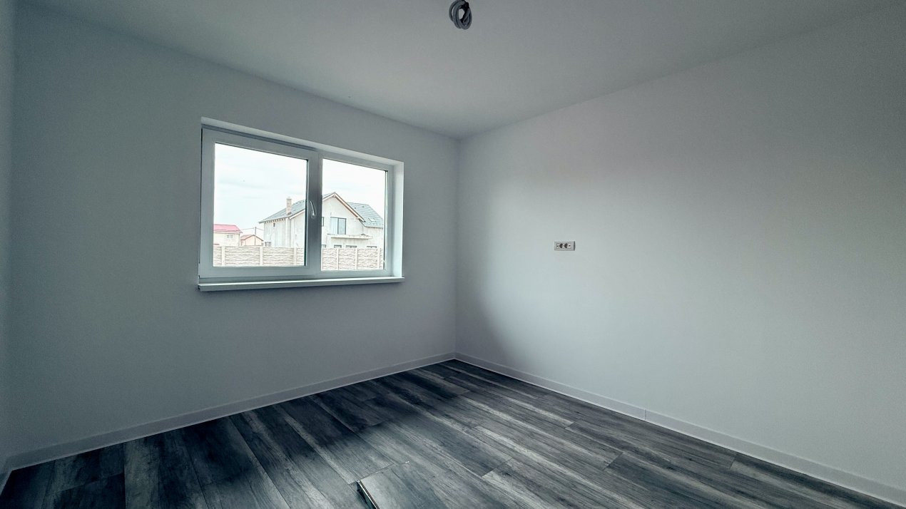 COMISION 0% Duplex cu 4 camere de vanzare si teren de 270 mp - zona Sacalaz 7, foxfort.ro