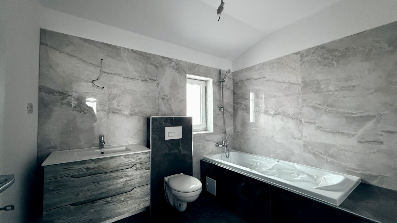 COMISION 0% Duplex cu 4 camere de vanzare si teren de 270 mp - zona Sacalaz 8, foxfort.ro