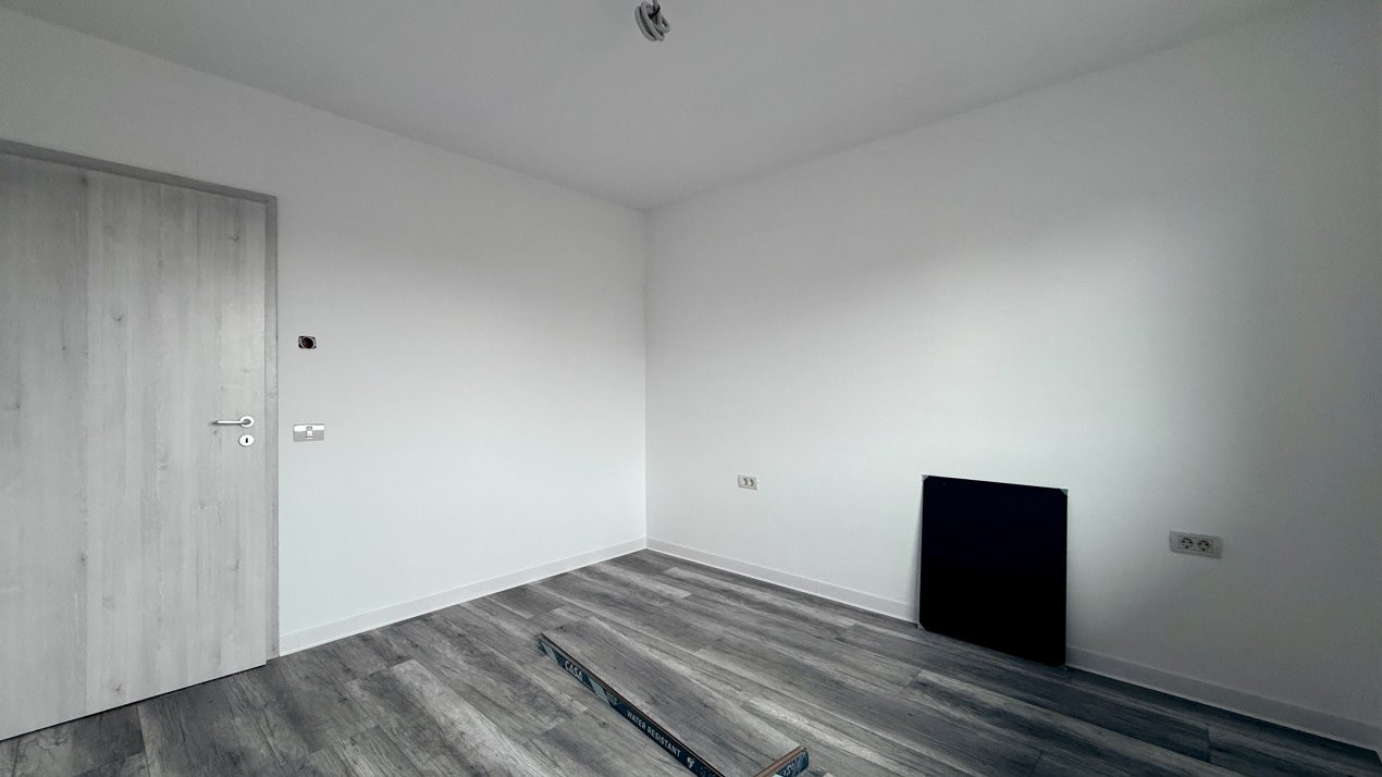 COMISION 0% Duplex cu 4 camere de vanzare si teren de 270 mp - zona Sacalaz 9, foxfort.ro