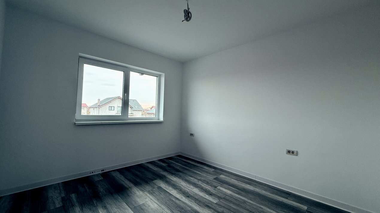 COMISION 0% Duplex cu 4 camere de vanzare si teren de 270 mp - zona Sacalaz 10, foxfort.ro