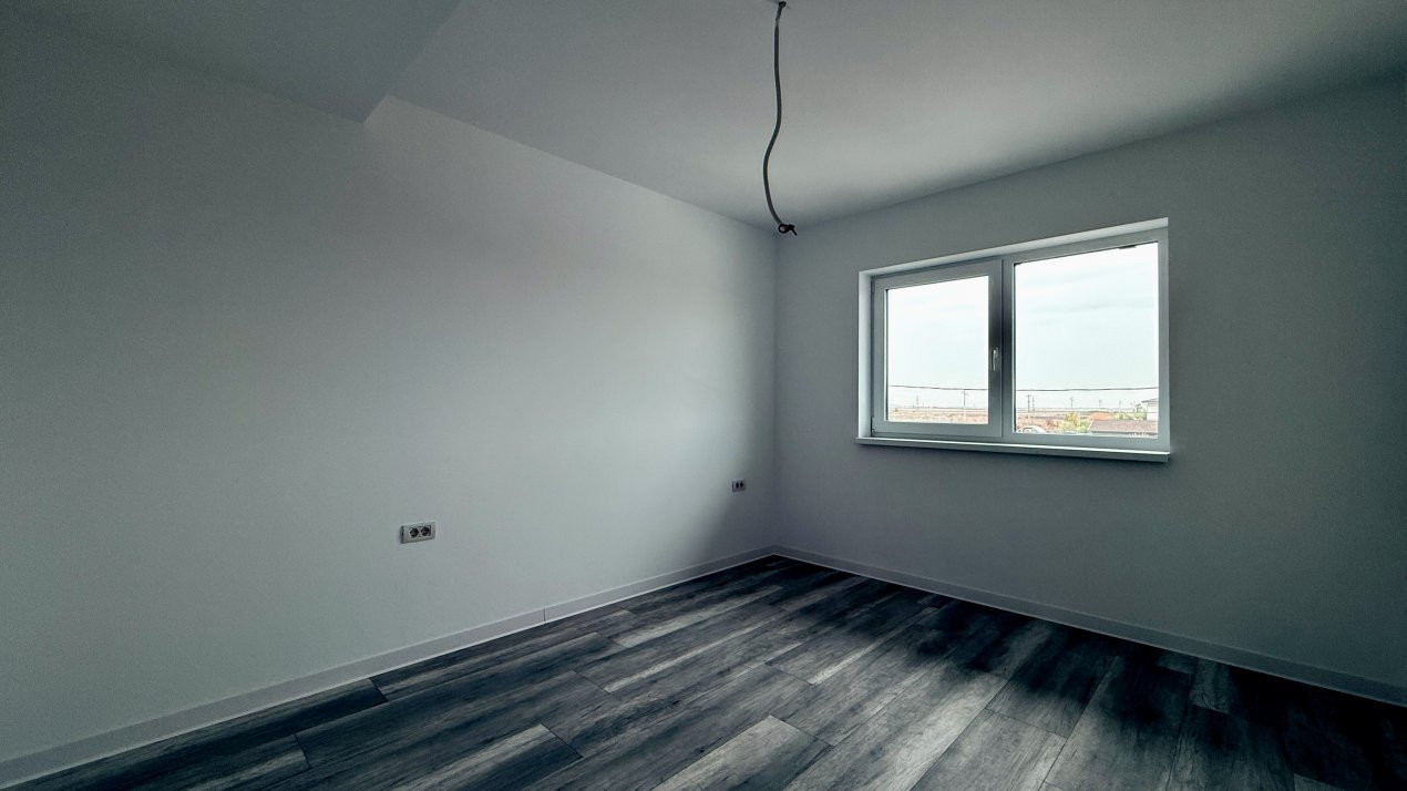 COMISION 0% Duplex cu 4 camere de vanzare si teren de 270 mp - zona Sacalaz 12, foxfort.ro