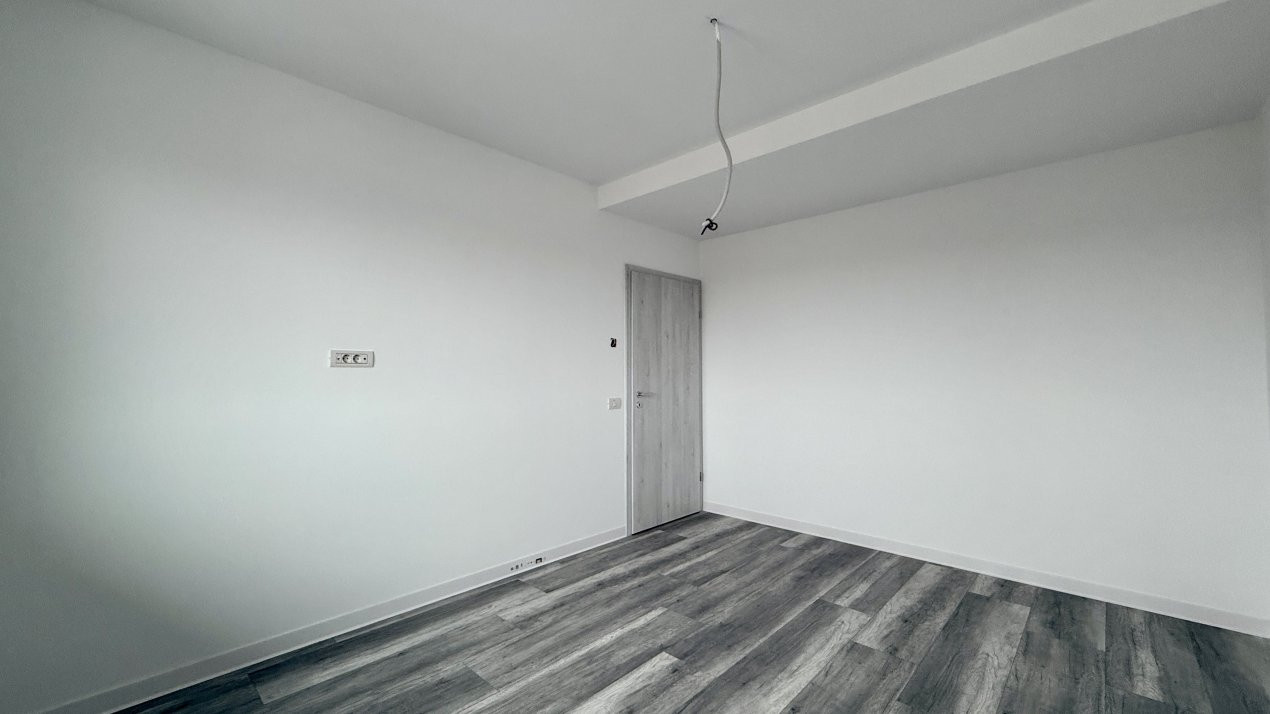 COMISION 0% Duplex cu 4 camere de vanzare si teren de 270 mp - zona Sacalaz 13, foxfort.ro