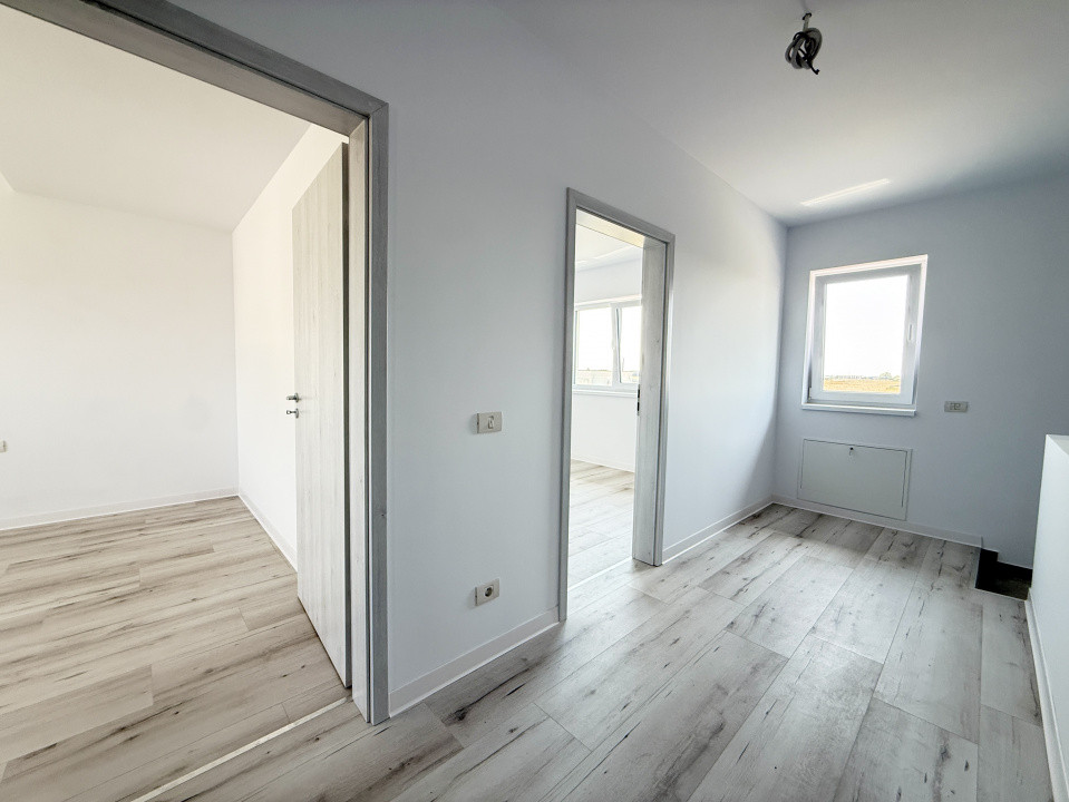 COMISION 0% | Duplex cu 4 camere  | 335 mp teren | Toate utilitatile  | Sacalaz 12, foxfort.ro
