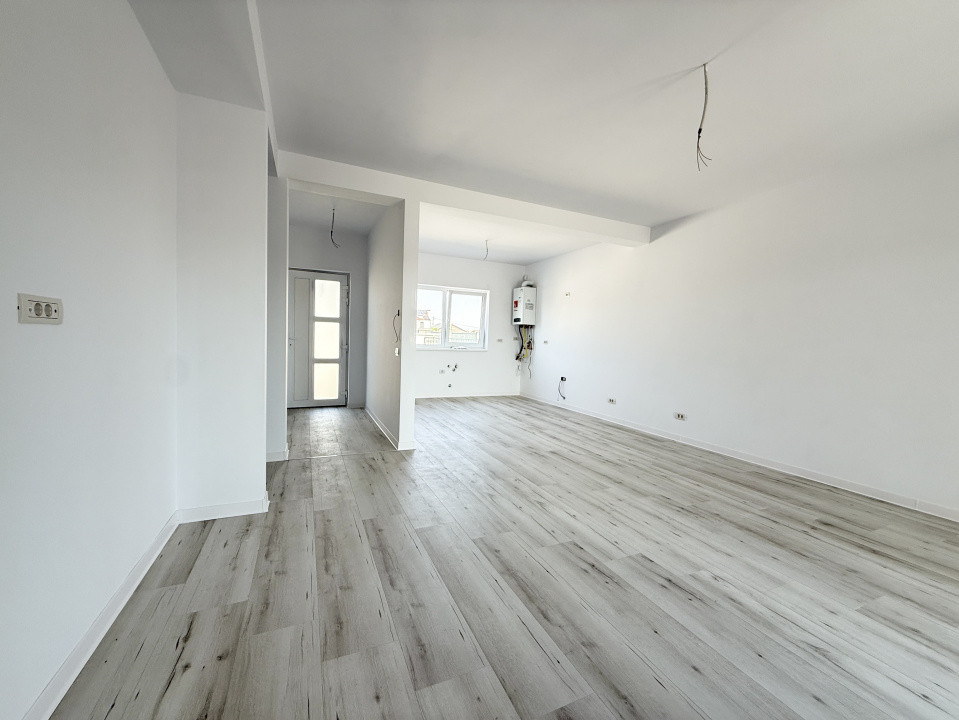 COMISION 0% | Duplex cu 4 camere  | 335 mp teren | Toate utilitatile  | Sacalaz 14, foxfort.ro
