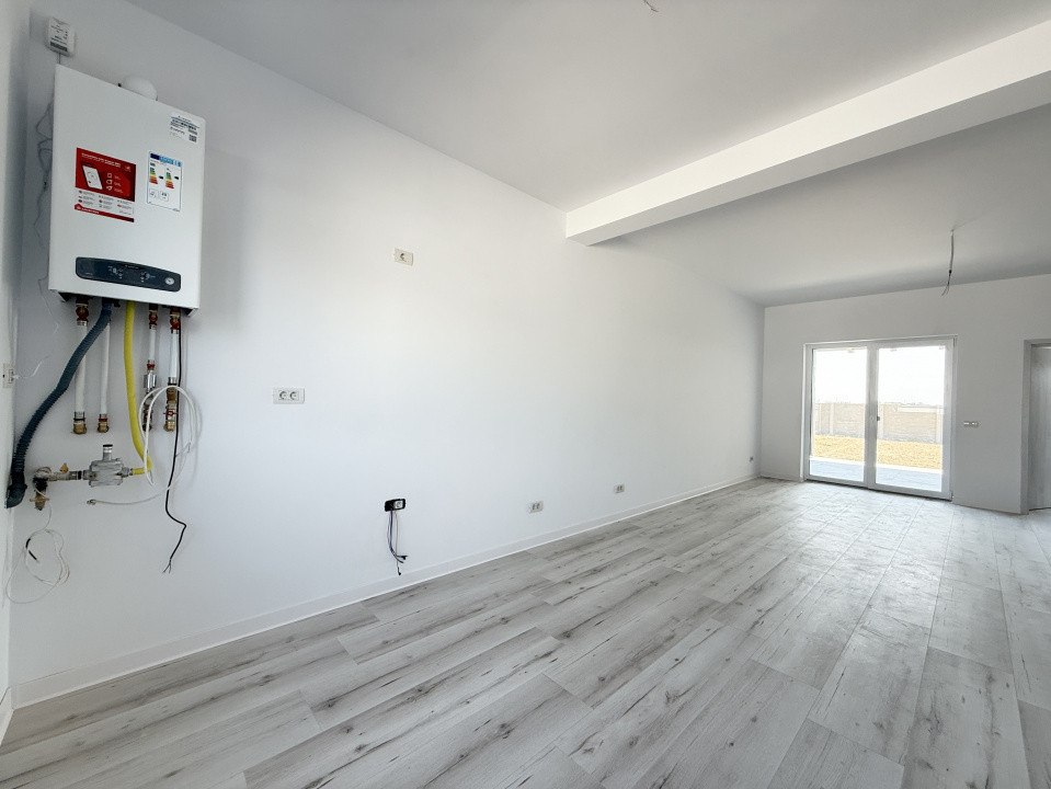 COMISION 0% | Duplex cu 4 camere  | 335 mp teren | Toate utilitatile  | Sacalaz 15, foxfort.ro