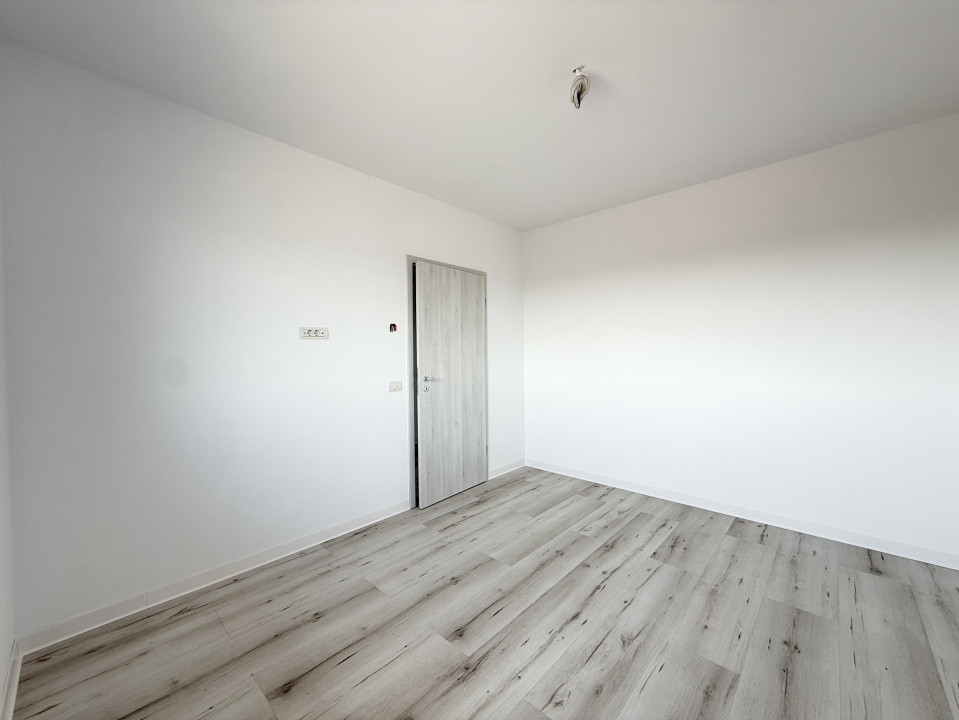 COMISION 0% | Duplex cu 4 camere  | 335 mp teren | Toate utilitatile  | Sacalaz 24, foxfort.ro