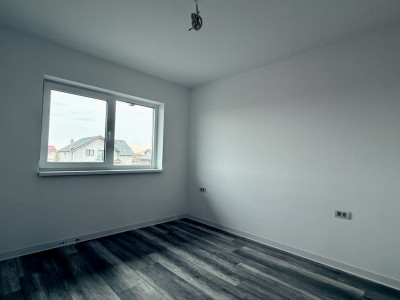 COMISION 0% Duplex cu 4 camere de vanzare si teren de 270 mp - zona Sacalaz imagine mica 10, foxfort.ro