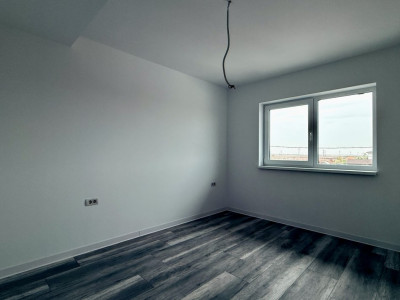 COMISION 0% Duplex cu 4 camere de vanzare si teren de 270 mp - zona Sacalaz imagine mica 12, foxfort.ro