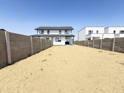 COMISION 0% | Duplex cu 4 camere | 335 mp teren | Toate utilitatile | Sacalaz imagine mica 28, foxfort.ro