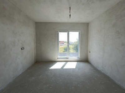 Duplex de vanzare cu 4 camere si teren de 290 mp - Giroc imagine mica 7, foxfort.ro