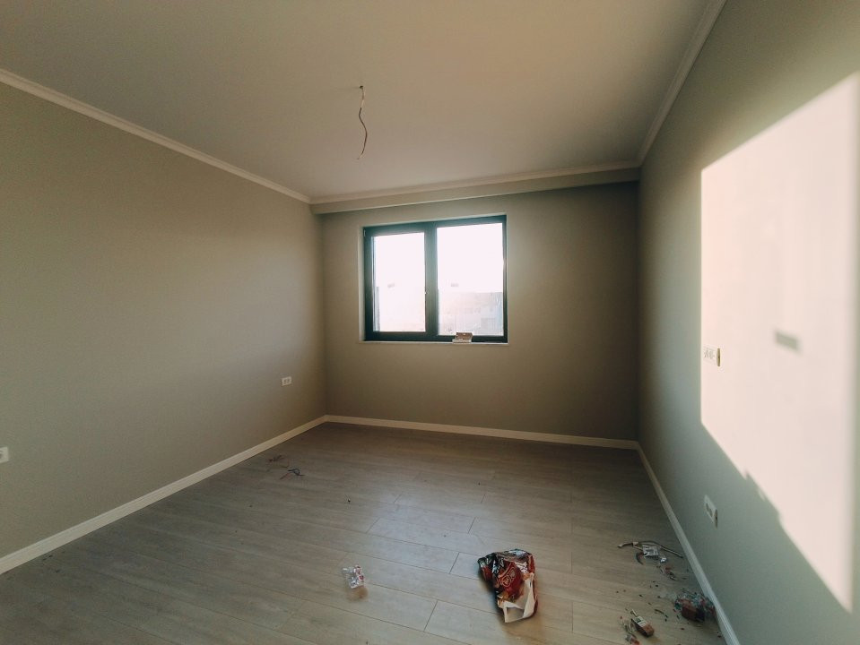 Duplex de vanzare cu 5 camere si teren de 270 mp - Mosnita Noua  12, foxfort.ro
