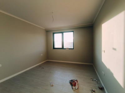 Duplex de vanzare cu 5 camere si teren de 270 mp - Mosnita Noua imagine mica 12, foxfort.ro