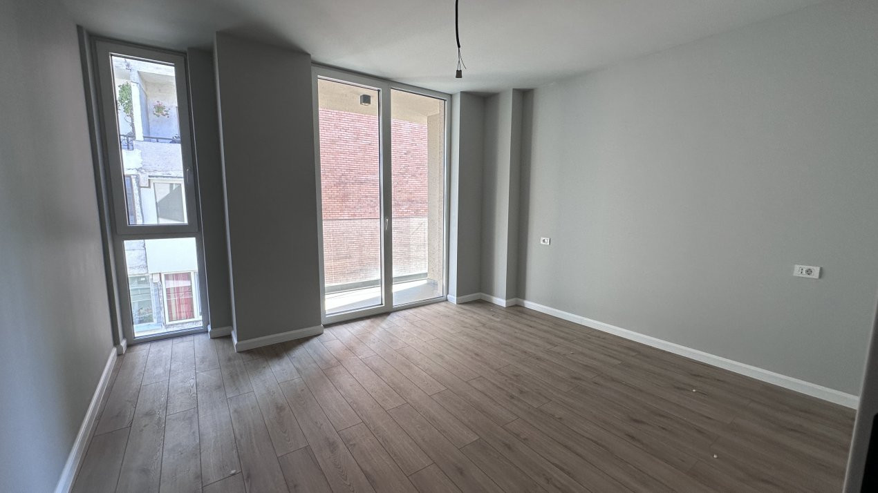 Apartament cu 3 camere la etajul 2 in Timisoara, zona Simion Barnutiu 1, foxfort.ro