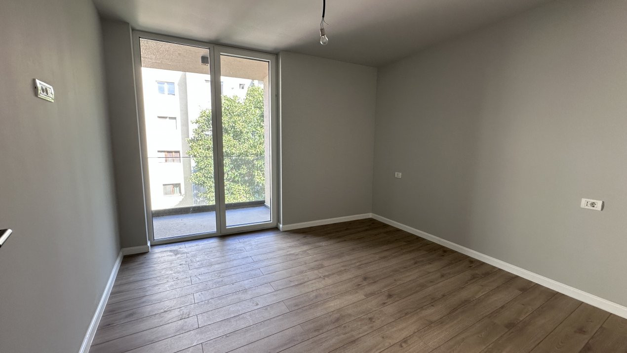 Apartament cu 3 camere la etajul 2 in Timisoara, zona Simion Barnutiu 3, foxfort.ro
