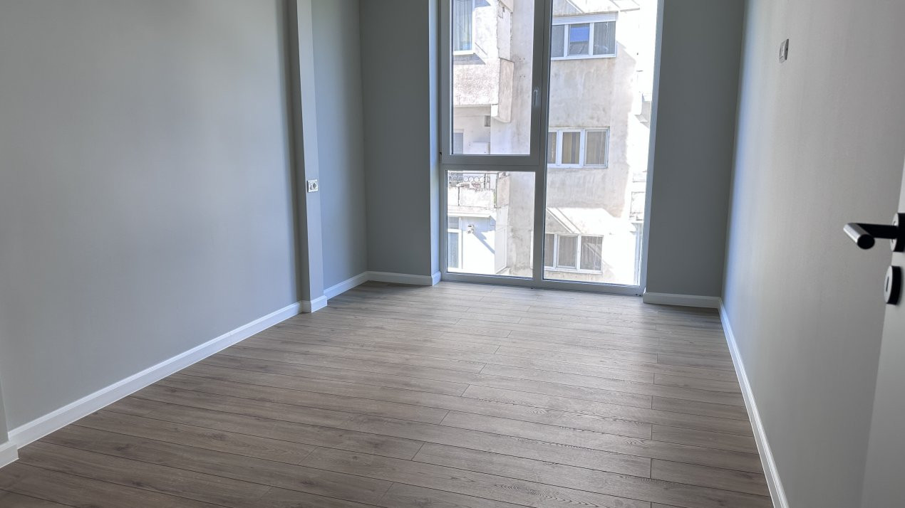 Apartament cu 3 camere la etajul 2 in Timisoara, zona Simion Barnutiu 2, foxfort.ro
