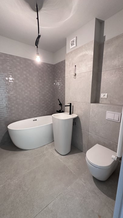 Apartament cu 3 camere la etajul 2 in Timisoara, zona Simion Barnutiu 10, foxfort.ro