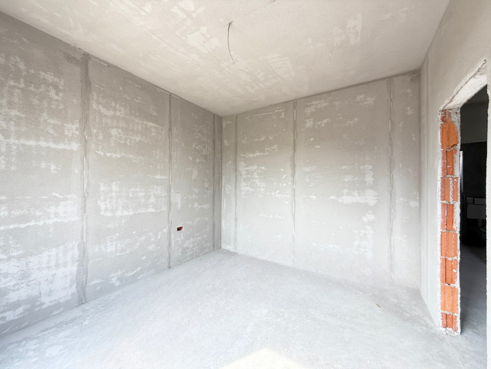 Duplex cu 4 camere de vanzare si teren de 335 mp - zona Sacalaz 17, foxfort.ro