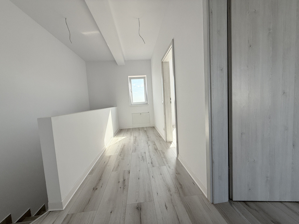 Duplex cu 4 camere | 335 mp teren | Toate utilitatile | Sacalaz 11, foxfort.ro