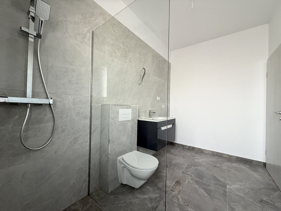 Duplex cu 4 camere | 335 mp teren | Toate utilitatile | Sacalaz 27, foxfort.ro