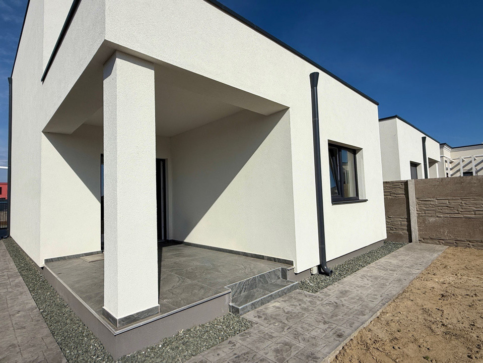 Duplex cu 4 camere | 335 mp teren | Toate utilitatile | Sacalaz 44, foxfort.ro