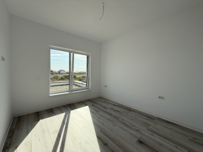Duplex cu 4 camere | 335 mp teren | Toate utilitatile | Sacalaz imagine mica 12, foxfort.ro