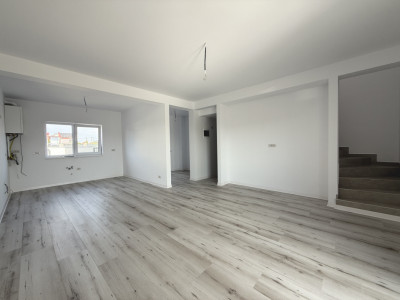 Duplex cu 4 camere | 335 mp teren | Toate utilitatile | Sacalaz imagine mica 21, foxfort.ro