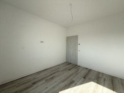 Duplex cu 4 camere | 335 mp teren | Toate utilitatile | Sacalaz imagine mica 30, foxfort.ro