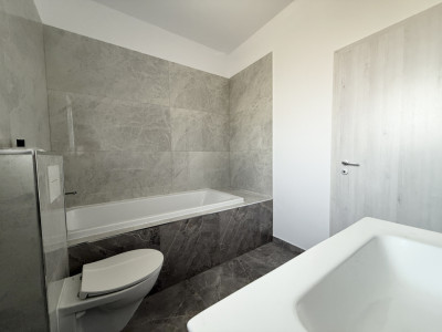 Duplex cu 4 camere | 335 mp teren | Toate utilitatile | Sacalaz imagine mica 40, foxfort.ro