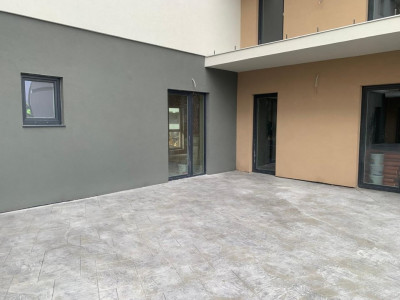 Spatiu comercial cu 2 incaperi de 140 mp - zona Braytim imagine mica 8, foxfort.ro