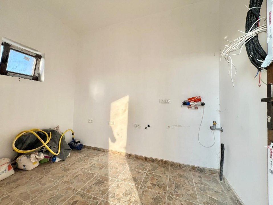 Casa individuala de vanzare cu 4 camere si teren de 532 mp, zona Remetea Mare 8, foxfort.ro