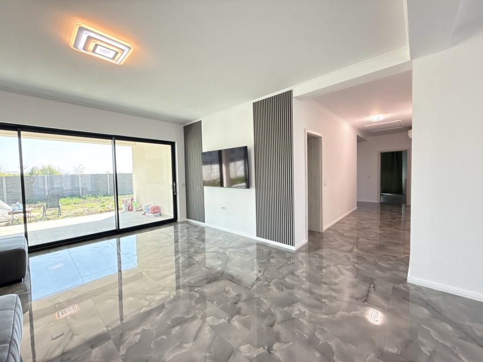 Casa individuala 5 camere si teren 1033 mp, de vanzare in Sacalaz, Exterior Sud 22, foxfort.ro