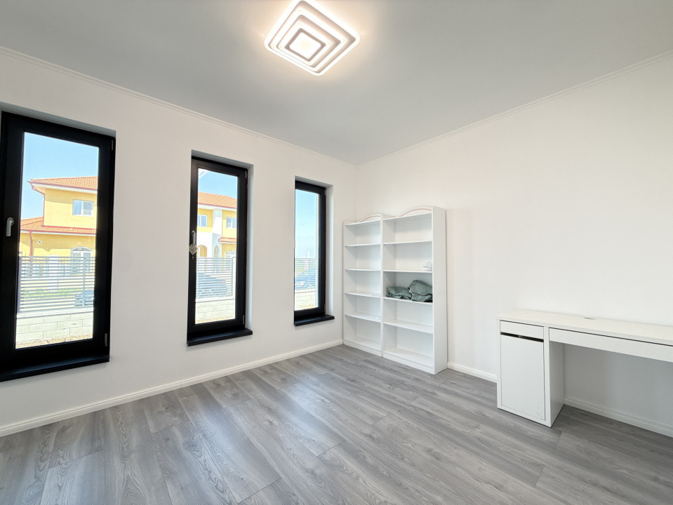 Casa individuala 5 camere si teren 1033 mp, de vanzare in Sacalaz, Exterior Sud 25, foxfort.ro