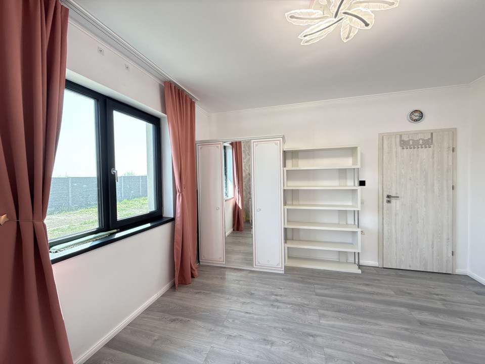 Casa individuala 5 camere si teren 1033 mp, de vanzare in Sacalaz, Exterior Sud 44, foxfort.ro