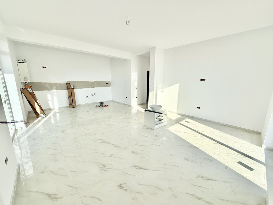 Apartament cu 2 camere si gradina de 140 mp - Mosnita 3, foxfort.ro